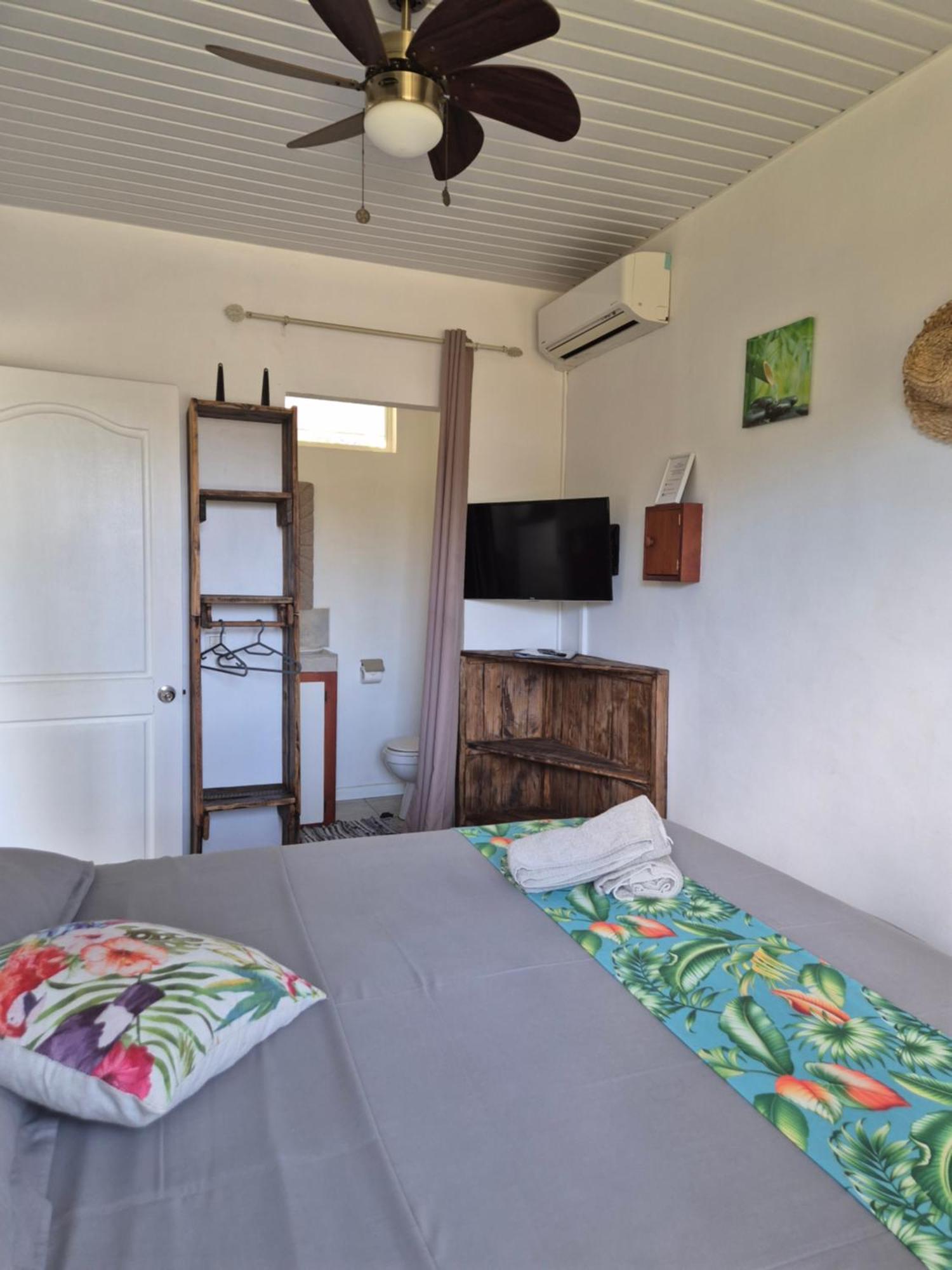 Pension Anapa Lodge - Moorea Vaianae Extérieur photo